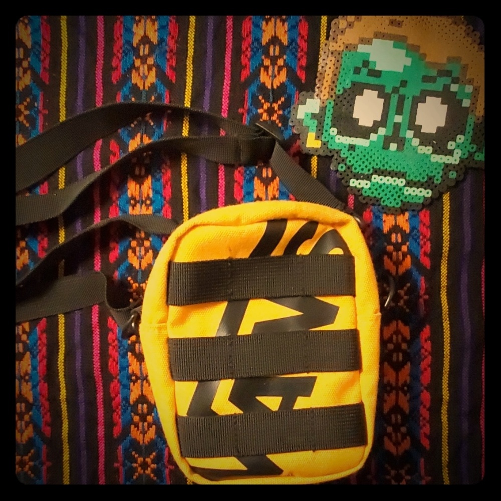 Van mini crossover bag